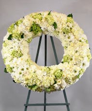 Elegant White and Cream Wreath