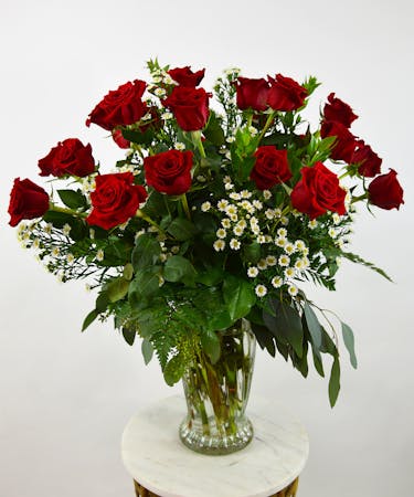 Luxury Valentine Red Roses in Vase