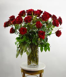 36 Luxury Roses in Vase